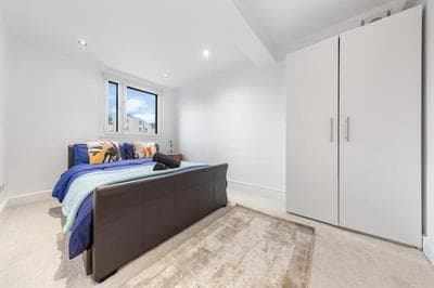 Modern Spacious 2 Bedroom Flat in Central London