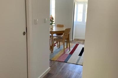 2BDR Comfy Apartment in Graça by LovelyStay