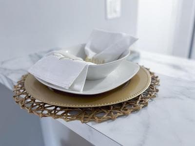 Cozy, warm modern chic