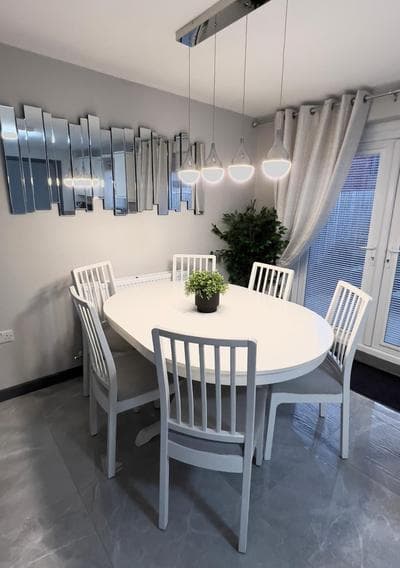Modern 4Bed Home Durham Sleeps 8 Parking & WiFi