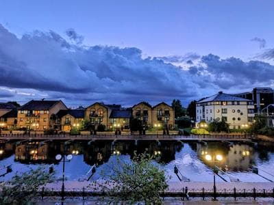 Canary Wharf Waterside Flat