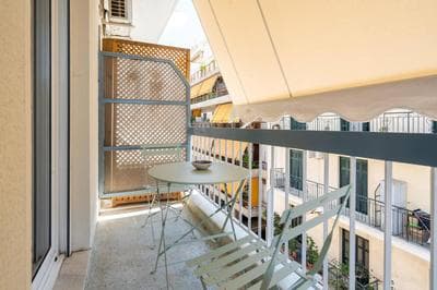 Bright & Cozy 2BR in Neos Kosmos