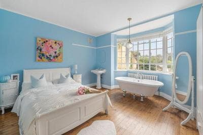 The Greenwich Suite Devereux Residences