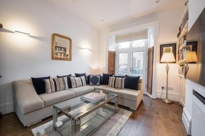 CAPITAL Modern Two Bedroom Apartment in Chelsea GGR