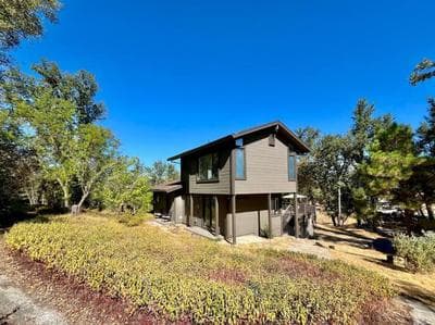 Modern Yosemite Cabin, 15min Bass Lake, Sleeps 8