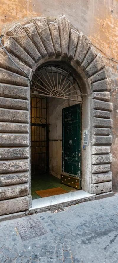 Piazza Navona Apartment