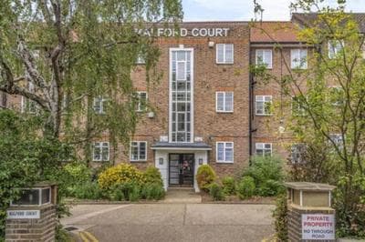 Spacious 2 bedroom apartment in London