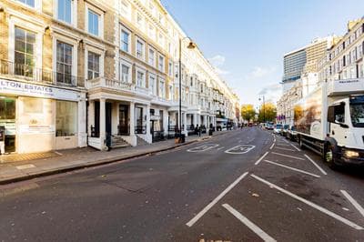 Chic 2 Bedrooms 2 Bathrooms at Kensington