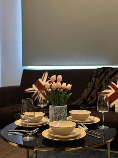 Three Bedroom Apartment Near Central London