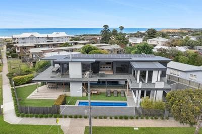 Esplanade Ultimate Luxury Pool & Ocean Views