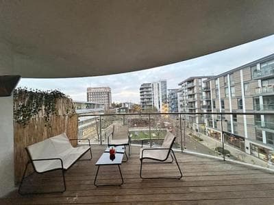 2 Bedroom Cozy Apartment near Kew Bridge