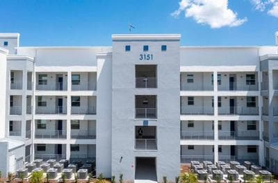 DLuxx Apartment Privileged Location and View 3151