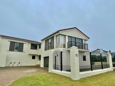 Ocean Mooring Beach Apartment " no sea view, 50m from beach"
