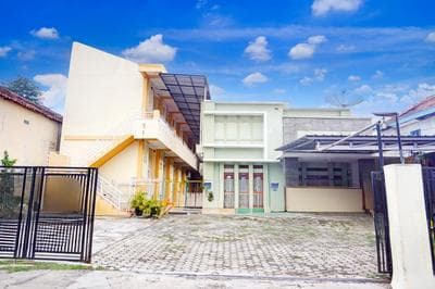 Capital O Wisma Bambu Ii