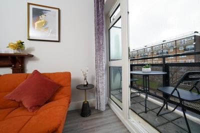 Modern 2 bedroom Flat near Tower Bridge