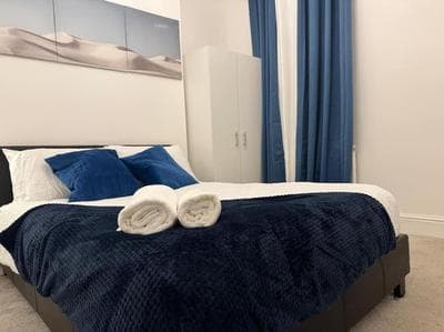 Riverside Haven Room 2