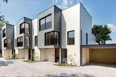 Luxurious 4 Bed
