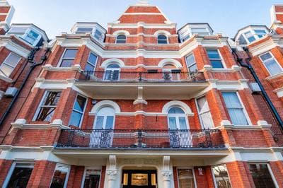 Maida Vale Mansions 2 bed -by Out of Office Lifestyle