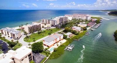 Dolphin Way: Renovated Beach Condo w/ Gulf Views