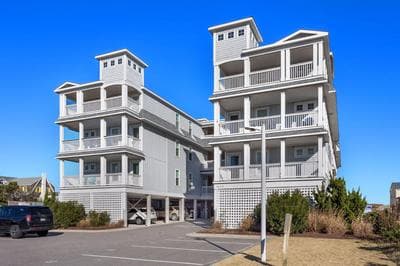 TSC405 The Sand Dollar Oceanfront Shared Pool