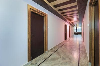 Collection O Mehraz Residency