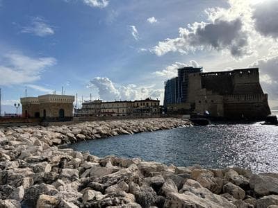 Rosso Napoli locazioni brevi