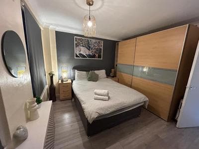 Beautiful Apartment On Edgware Road