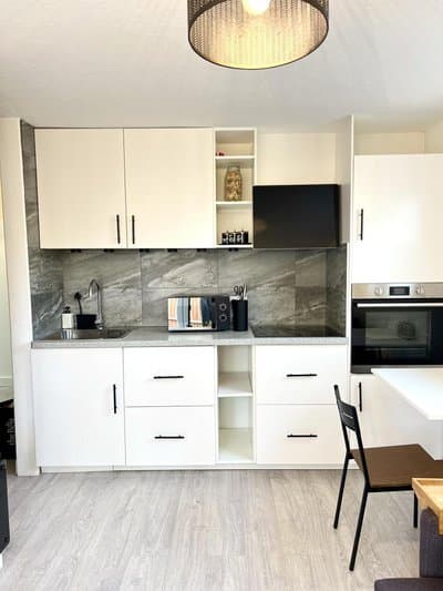 Auracasa Monarch Suites