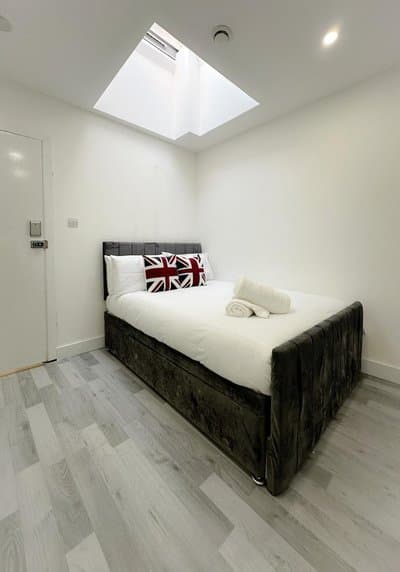 Studio next to King Cross A
