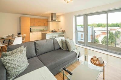 Stylish 2-Bed with Stunning View