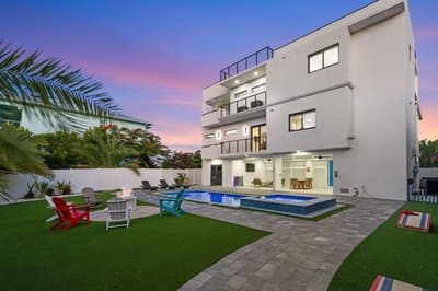 Ocean Muse - Lux Waterfront Escape - Pool - Dock