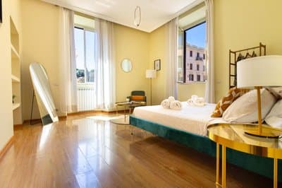 Noh 2BR Boutique Apartment Near Vatican Museums and Metro
