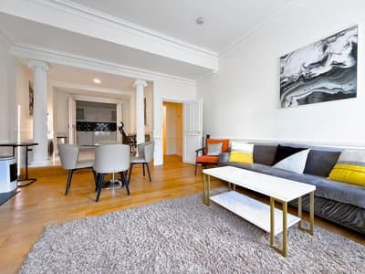 Knightsbridge & South Kensington, Private Garden Super King 2Beds 2Bath by Hyde Park & Royal Albert Hall