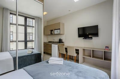 Modern studio 600m from Luz Station - JQP0521