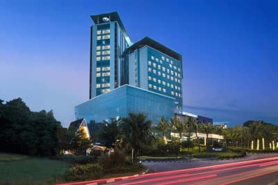 Private Apartment Wyndham Panbil with Gym & Pool