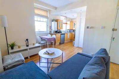 Homer - Cozy Flat in Central London