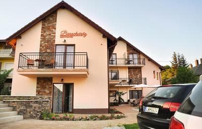 Barackvirág Apartmanház