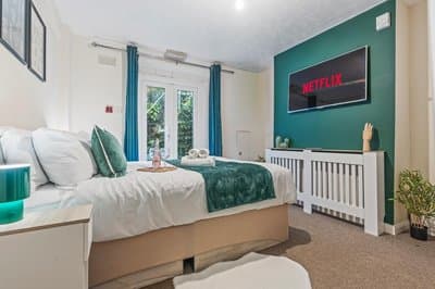 Stylish 3 Bed Apartment Heart Of Fulham