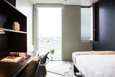 Student Only Elegant Studio at Chapter King's Cross Residence, London
