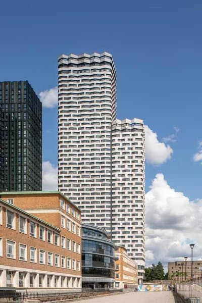 Altura 50 Croydon - Modern Urban Living