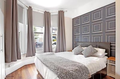 Modern 3 BR Flat Near Tube-Westfield & Central London