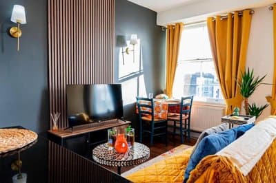 Stylish 2BR Near Hyde Park & Museums, Kensington
