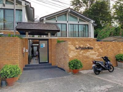 4poolvillas