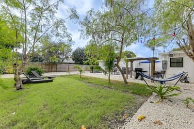 Flexible Family Living! Modern Pompano Beach Home