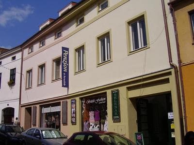 Penzion U Hradeb