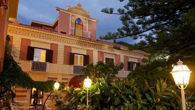 Romantic Hotel & Restaurant Villa Cheta Elite
