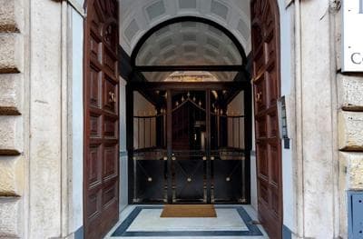 Elegant Suite Vibia 300 mt from Colosseum