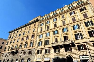 Charming Apartment Antonia 300 mt from Colosseum