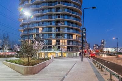 Royal Style Apartment - 5 mins walk to ExCeL London