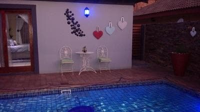 Dinaledi House